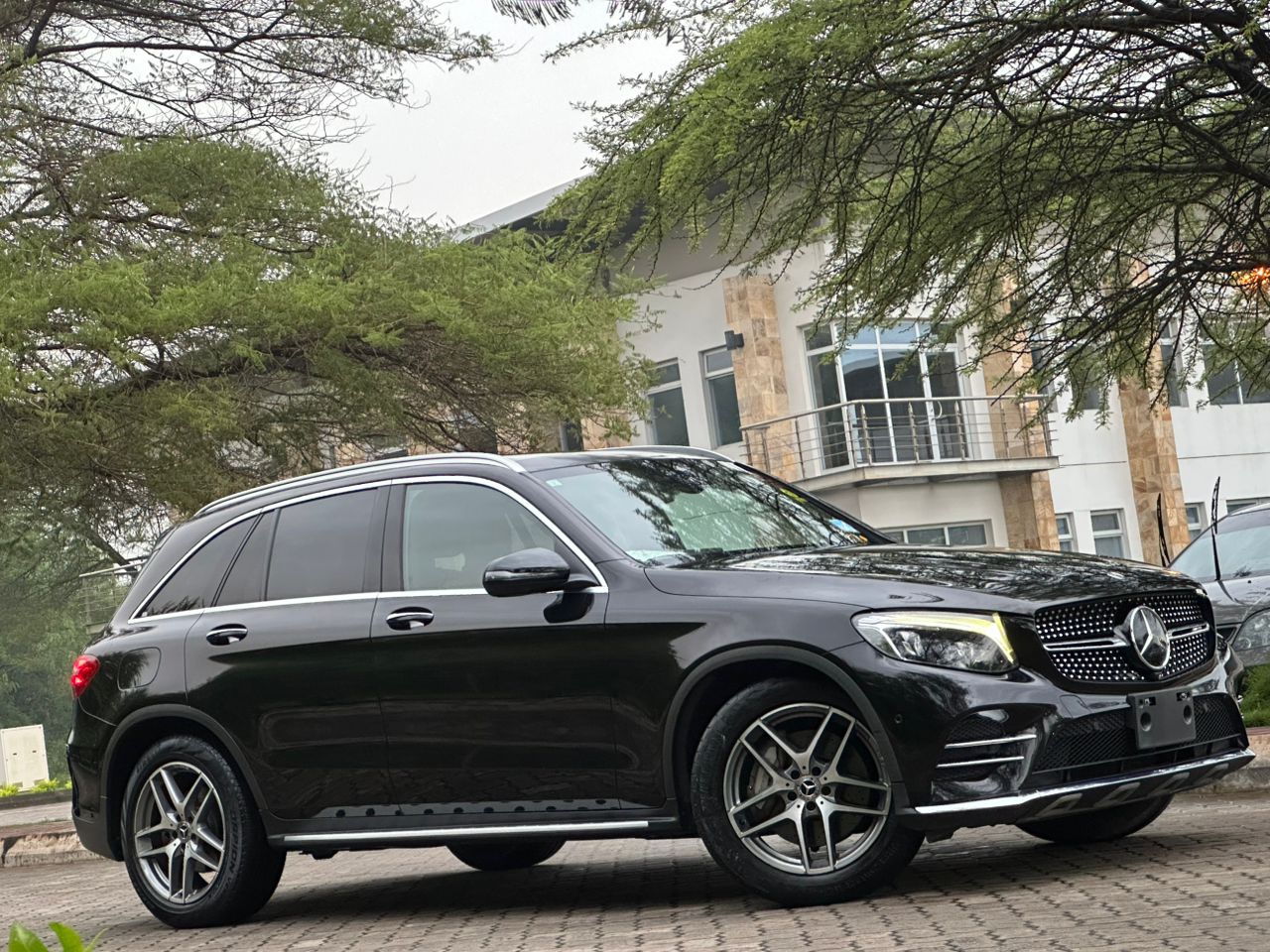 Mercedes Benz